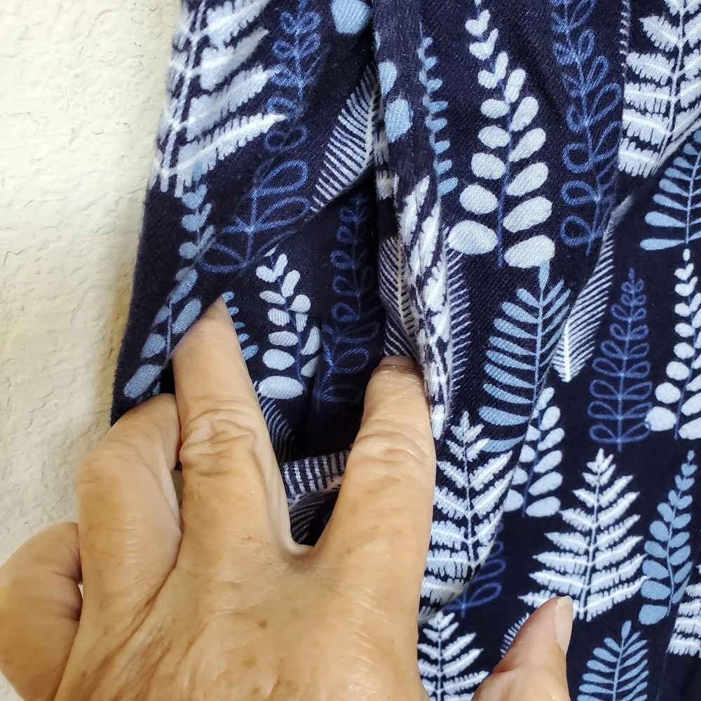 Garnet Hill Blue and White Leaf Print PJ Joggers.  Size Medium